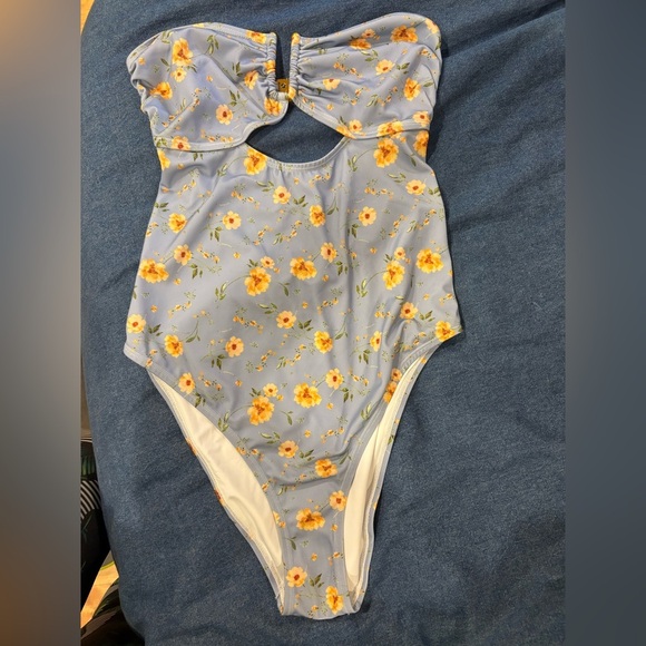Aqua strapless one piece swimsuit M nwt new with tags blue yellow flowers - Picture 3 of 8